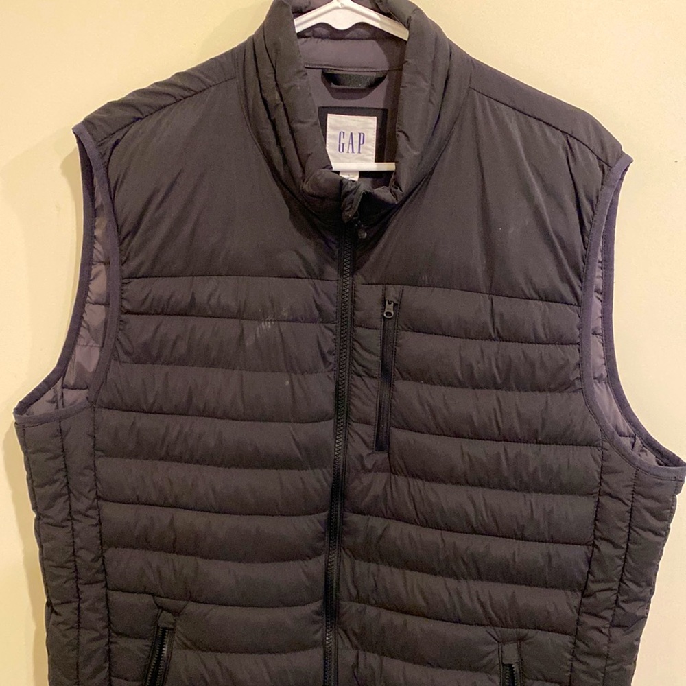 Gap Large Black Vest
